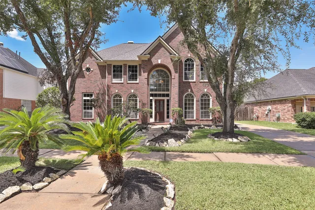 $470,000 | 2306 Sparrow Branch Court, Sugar Land, TX 77479