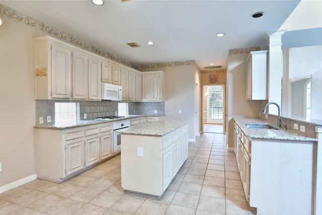 $470,000 | 2306 Sparrow Branch Court, Sugar Land, TX 77479