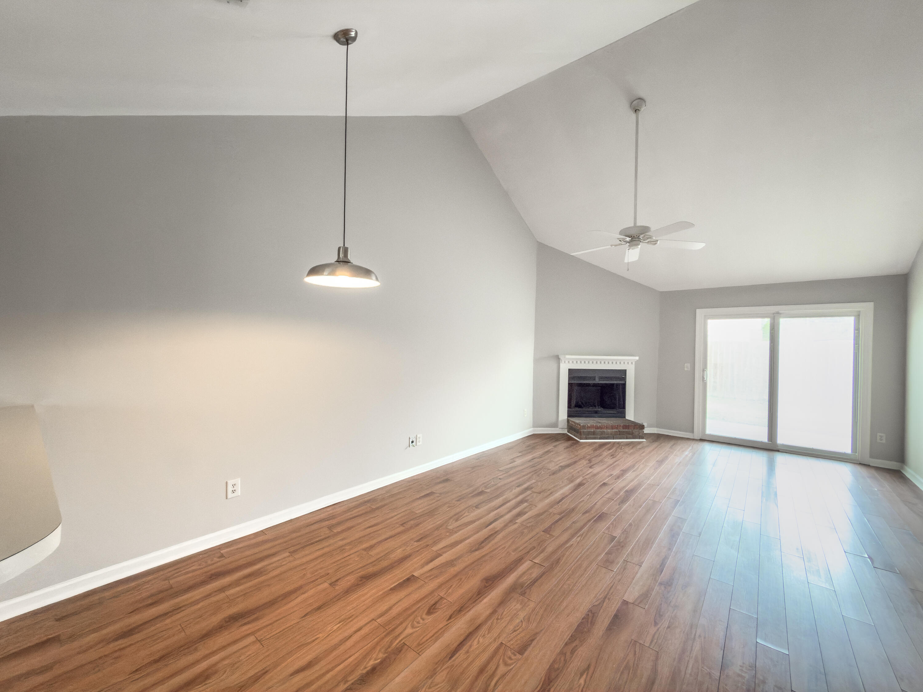 9613 Blue Jay Court Ladson, SC 29456 - Photo 2 of 17 IMG_1421