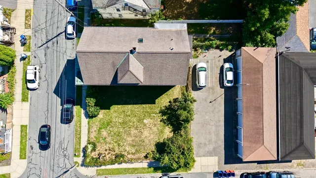 $720,000 | 498-500 Coggeshall Street, New Bedford, MA 02746