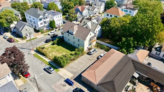 $720,000 | 498-500 Coggeshall Street, New Bedford, MA 02746
