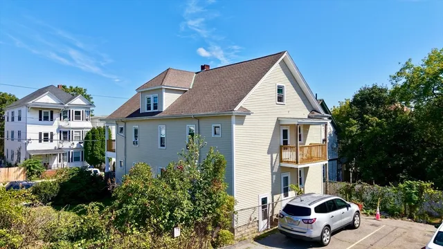 $720,000 | 498-500 Coggeshall Street, New Bedford, MA 02746