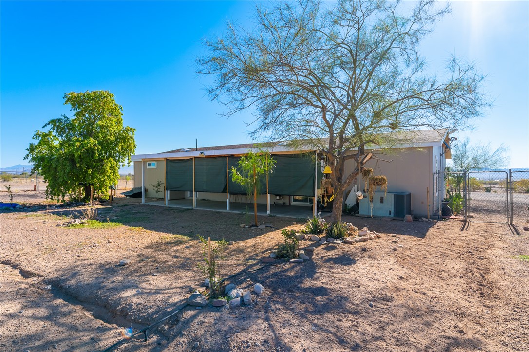 705 South Eden Road Golden Valley, AZ 86413 - Photo 39 of 64 Back of Structure