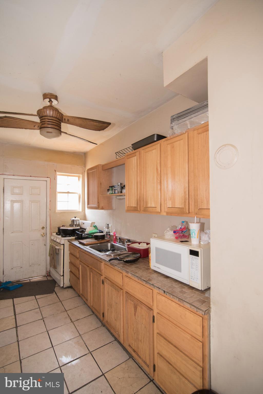 4322 Reisterstown Road Baltimore, MD 21215 - Photo 9 of 11 Interior (General)