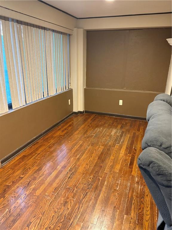 1416 Carnahan Road Pittsburgh, PA 15220 - Photo 7 of 36 Gallery Image 7