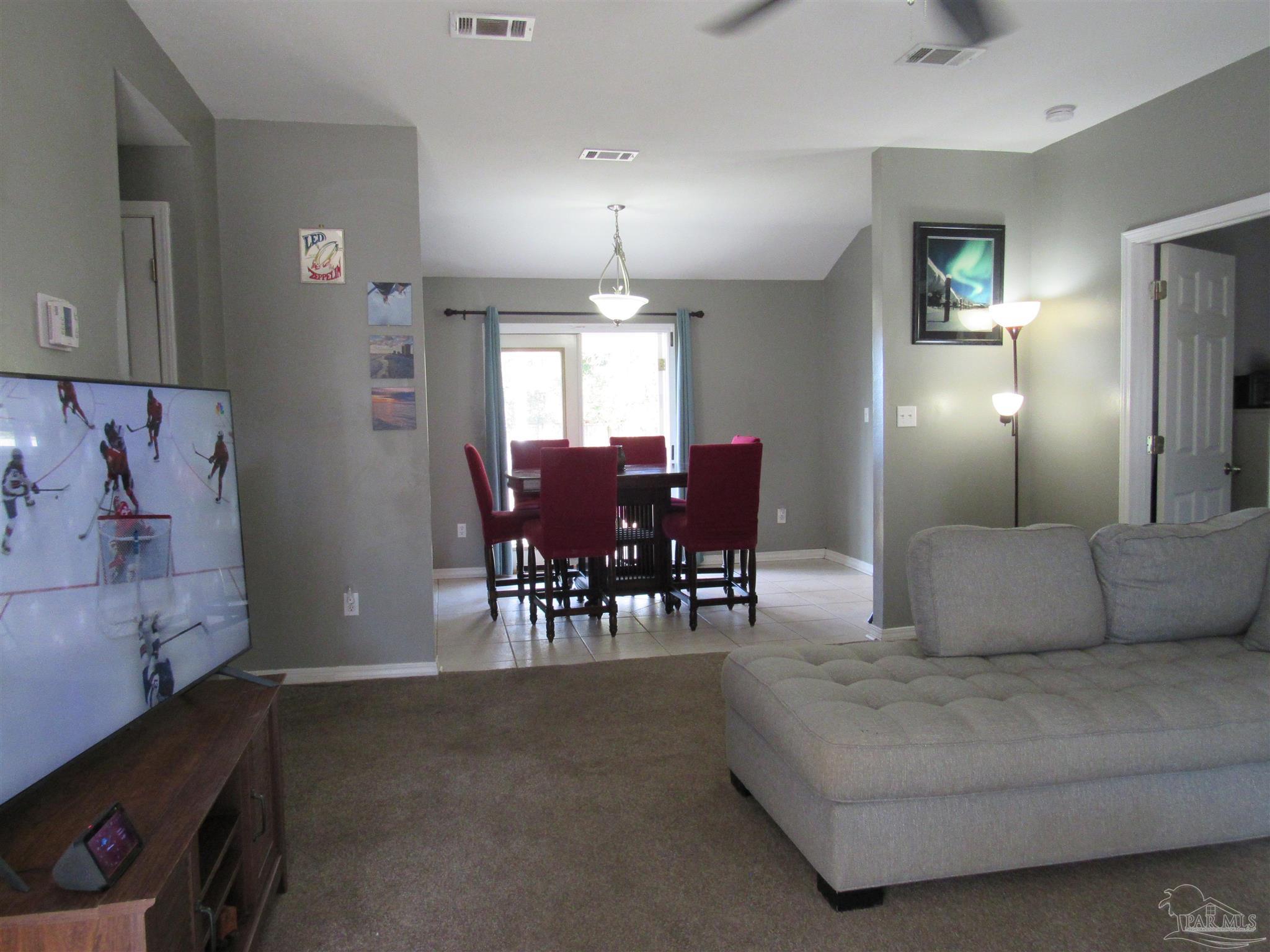 3661 Burton Circle Navarre, FL 32566 - Photo 3 of 17