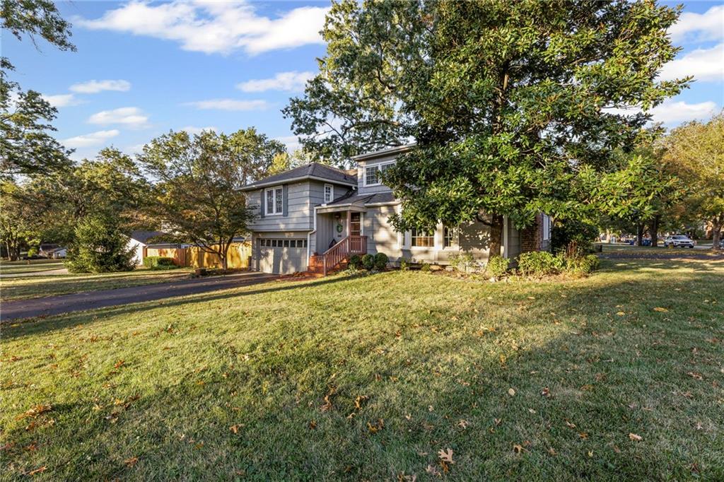 7000 Roe Avenue Prairie Village, KS 66208 - Photo 4 of 36