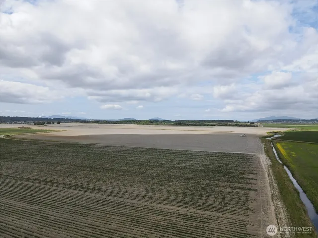 a view of a water view