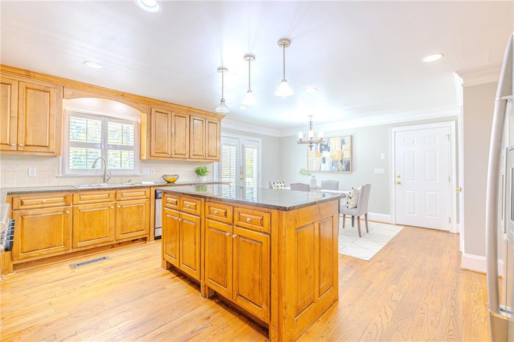 7680 Jett Ferry Road Atlanta, GA 30350 - Photo 6 of 74