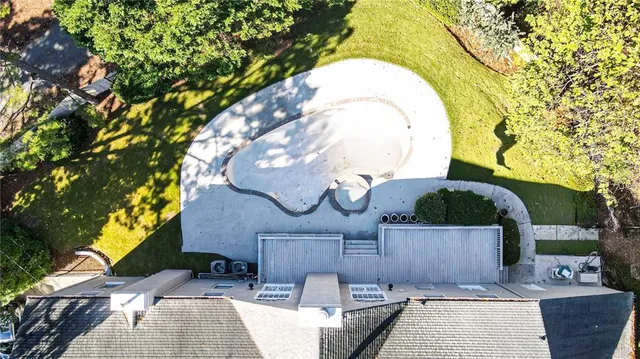 $1,330,000 | 7680 Jett Ferry Road, Atlanta, GA 30350