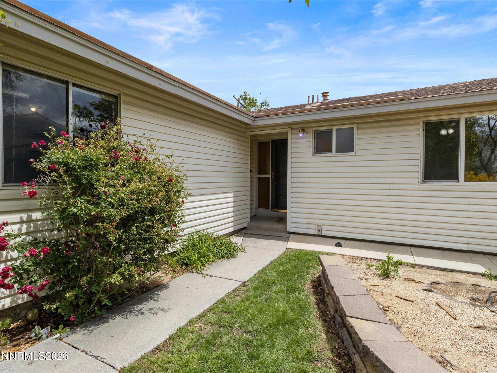 640 Nancy Circle Reno, NV 89503 - Photo 4 of 40 20-640 Nancy Cir-119