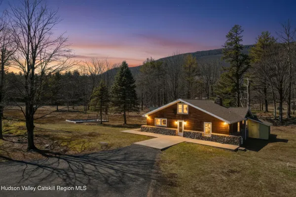 $649,000 | 220 Mountain House Road, Palenville, NY 12463