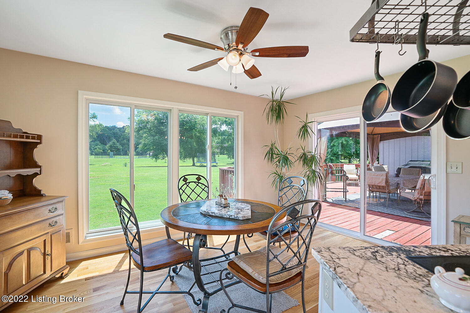 1939 Cardinal Harbour Road Prospect, KY 40059 - Photo 11 of 68 Large dining area