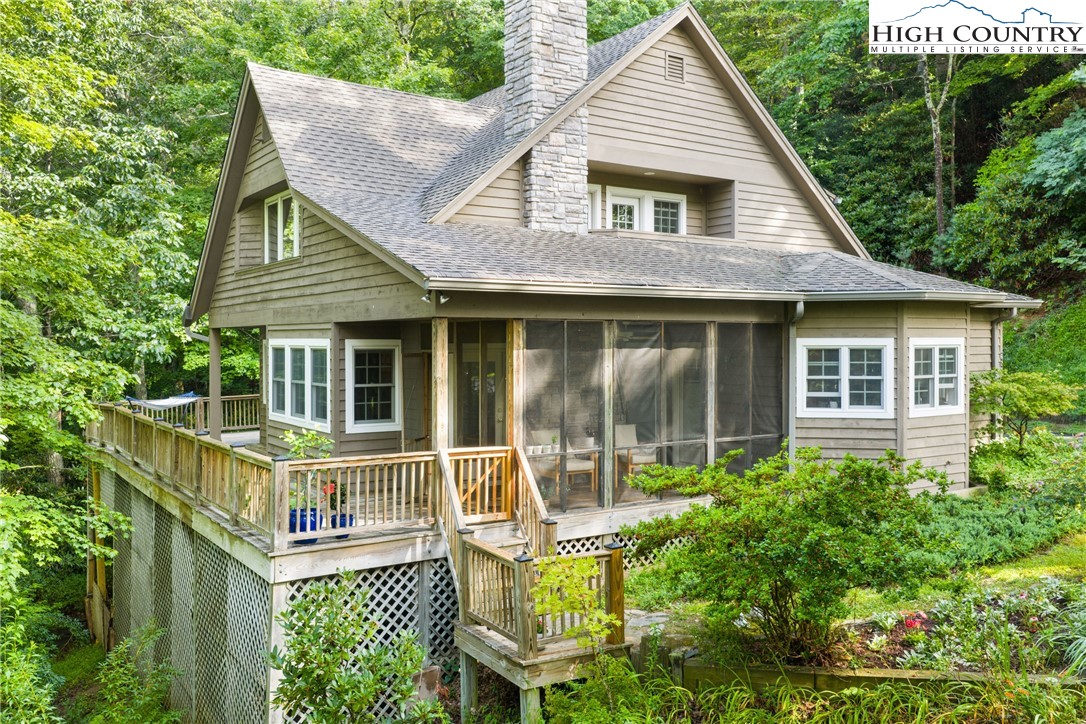 627 7 Oaks Road Boone, NC 28607 - Photo 2 of 38 Gallery Image 2