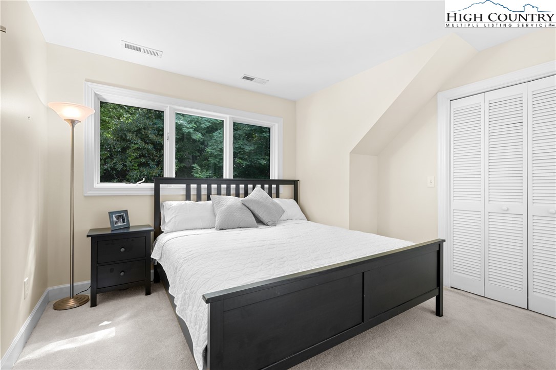 627 7 Oaks Road Boone, NC 28607 - Photo 29 of 38 Gallery Image 29