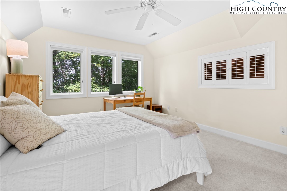 627 7 Oaks Road Boone, NC 28607 - Photo 36 of 38 Gallery Image 36
