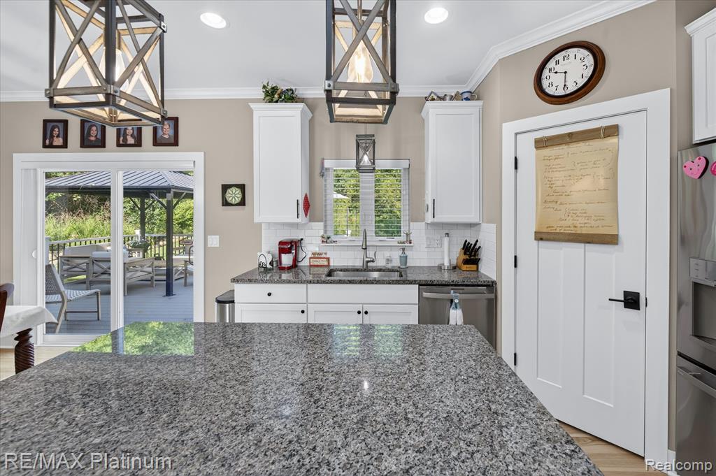 2676 Crooked Lake Road Howell, MI 48843 - Photo 20 of 60