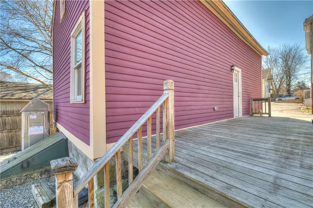 $3,250 | 30 Queen Street, East Greenwich, RI 02818