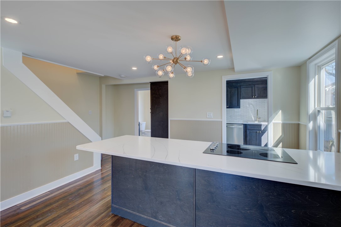 30 Queen Street East Greenwich, RI 02818 - Photo 10 of 31