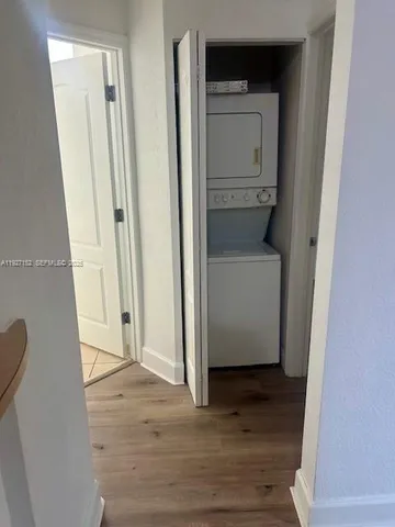 $2,100 | 6001 Southwest 70th Street, Unit 419, South Miami, FL 33143