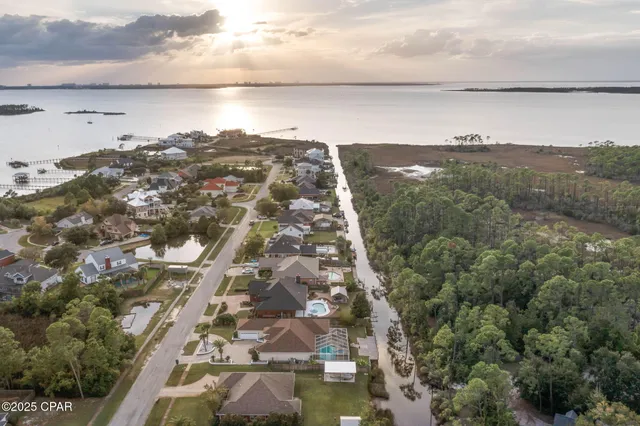 $949,999 | 1200 Kristanna Drive, Panama City, FL 32405