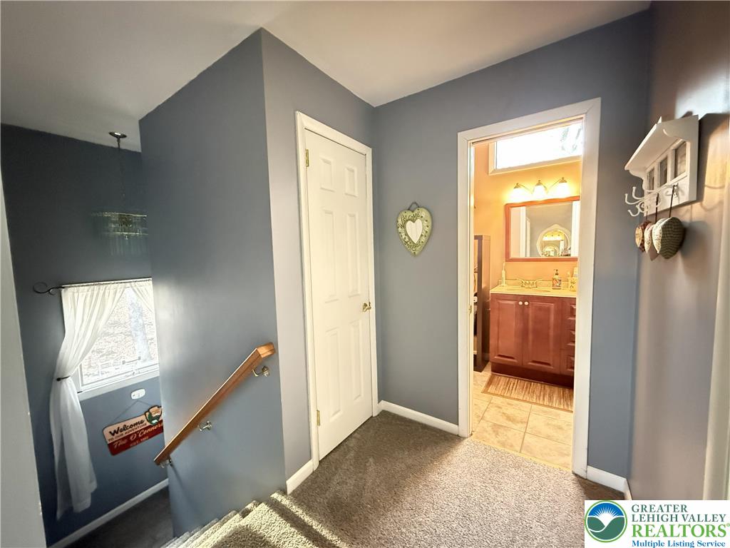 5933 Decker Road Bushkill, PA 18324 - Photo 22 of 51 a view of an entryway