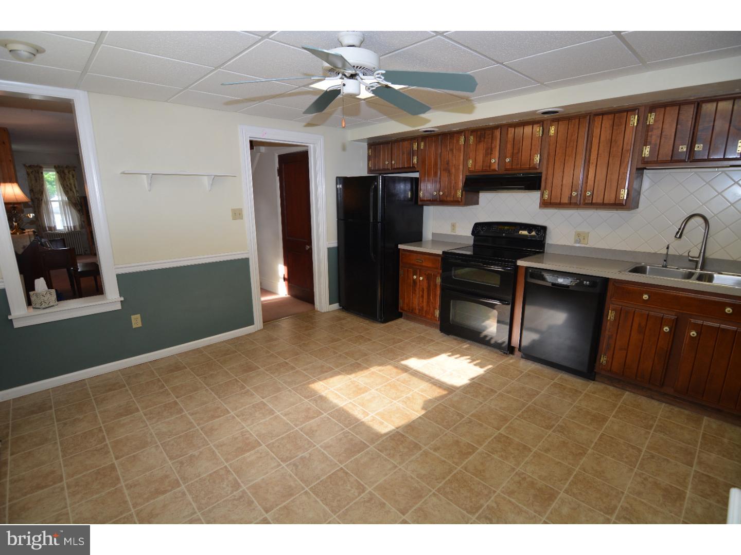 3345 Oley Turnpike Road Reading, PA 19606 - Photo 3 of 25 Gallery Image 3