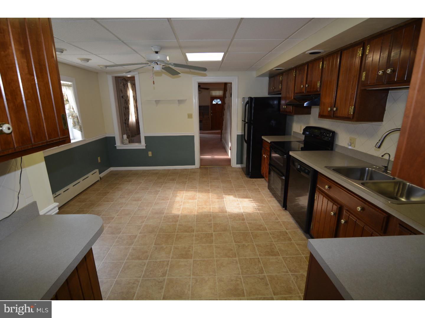 3345 Oley Turnpike Road Reading, PA 19606 - Photo 4 of 25 Gallery Image 4