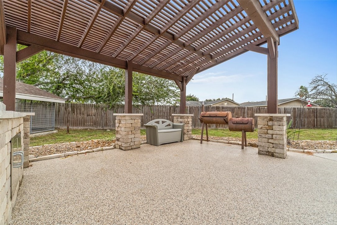 1601 Dove Lane Corpus Christi, TX 78418 - Photo 27 of 29