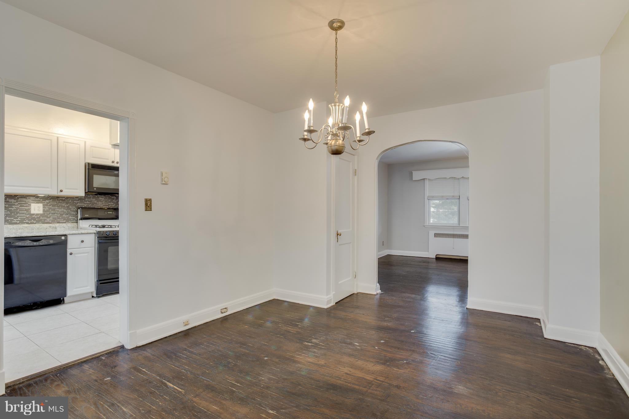 5216 Cromarty Road Baltimore, MD 21229 - Photo 8 of 20 Interior (General)