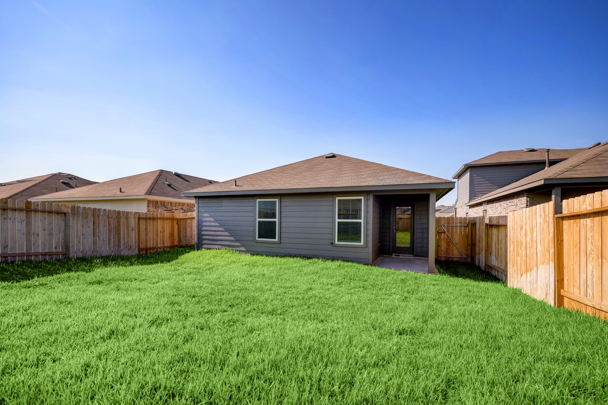 5314 Castlebury Meadows Dr Spring Spring, TX 77373 - Photo 18 of 19 Covered patio, perfect for outdoor dining, relaxing, or entertaining while enjoying added privacy.