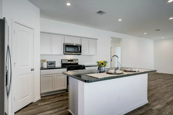 $2,400 | 5314 Castlebury Meadows Dr Spring, Spring, TX 77373