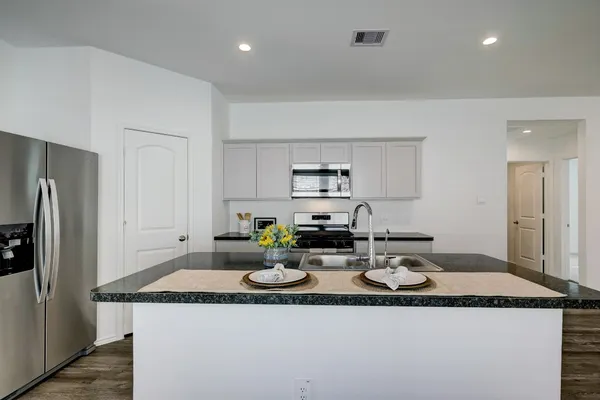 $2,400 | 5314 Castlebury Meadows Dr Spring, Spring, TX 77373
