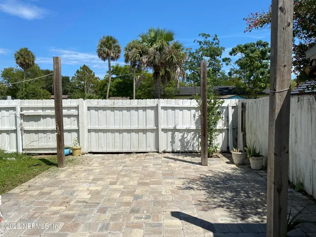 $2,000 | 636 Aquatic Drive, Atlantic Beach, FL 32233