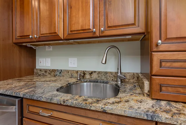 $575,000 | 24 Bayberry Lane, Scarborough, ME 04074