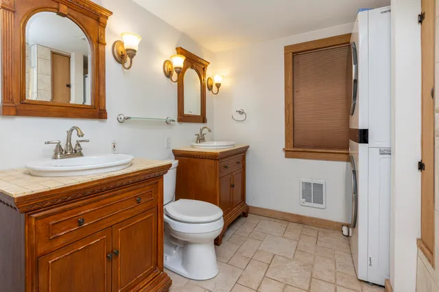 $575,000 | 24 Bayberry Lane, Scarborough, ME 04074