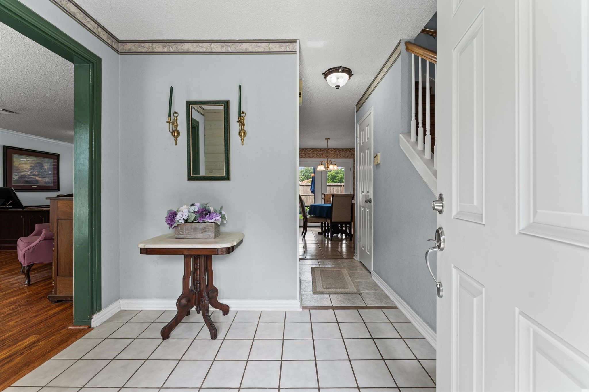 9903 Burntfork Street Houston, TX 77064 - Photo 4 of 25 Welcome in!