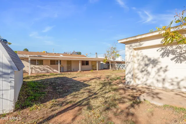 $239,900 | 833 Langan Avenue, Sierra Vista, AZ 85635