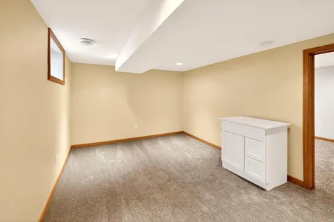 $295,000 | 1369 Hewitt Avenue, St. Paul, MN 55104