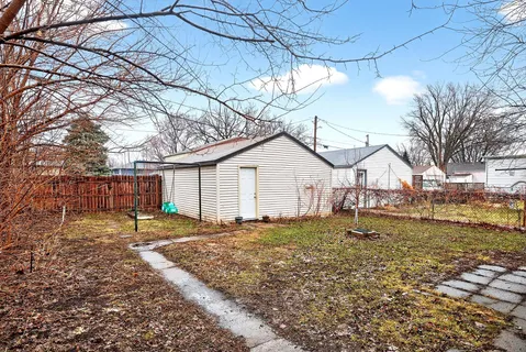 $295,000 | 1369 Hewitt Avenue, St. Paul, MN 55104