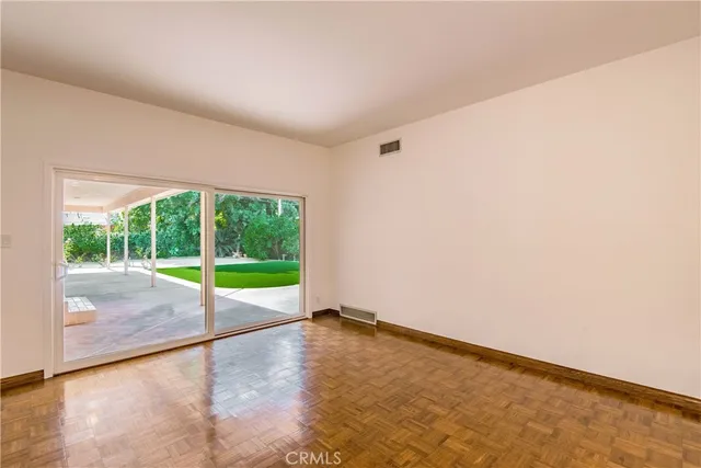 a view of an empty room with window