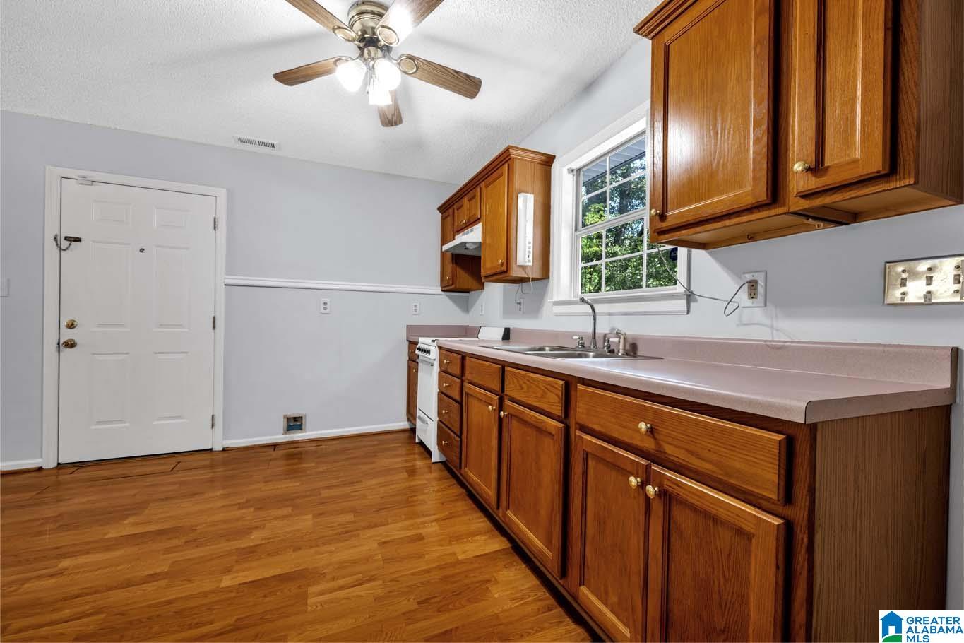 4093 Hopewell Road Bessemer, AL 35022 - Photo 12 of 29