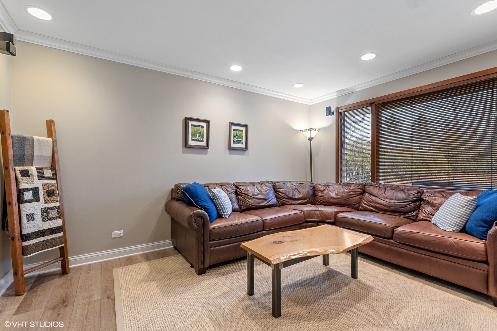 106 Park Lane Lake Bluff, IL 60044 - Photo 20 of 36 a living room with furniture and a large window