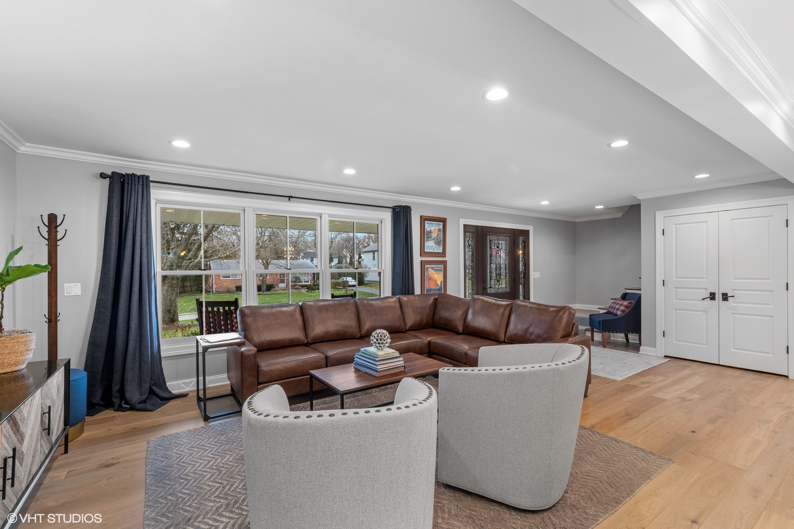 106 Park Lane Lake Bluff, IL 60044 - Photo 6 of 36 a living room with furniture and a large window