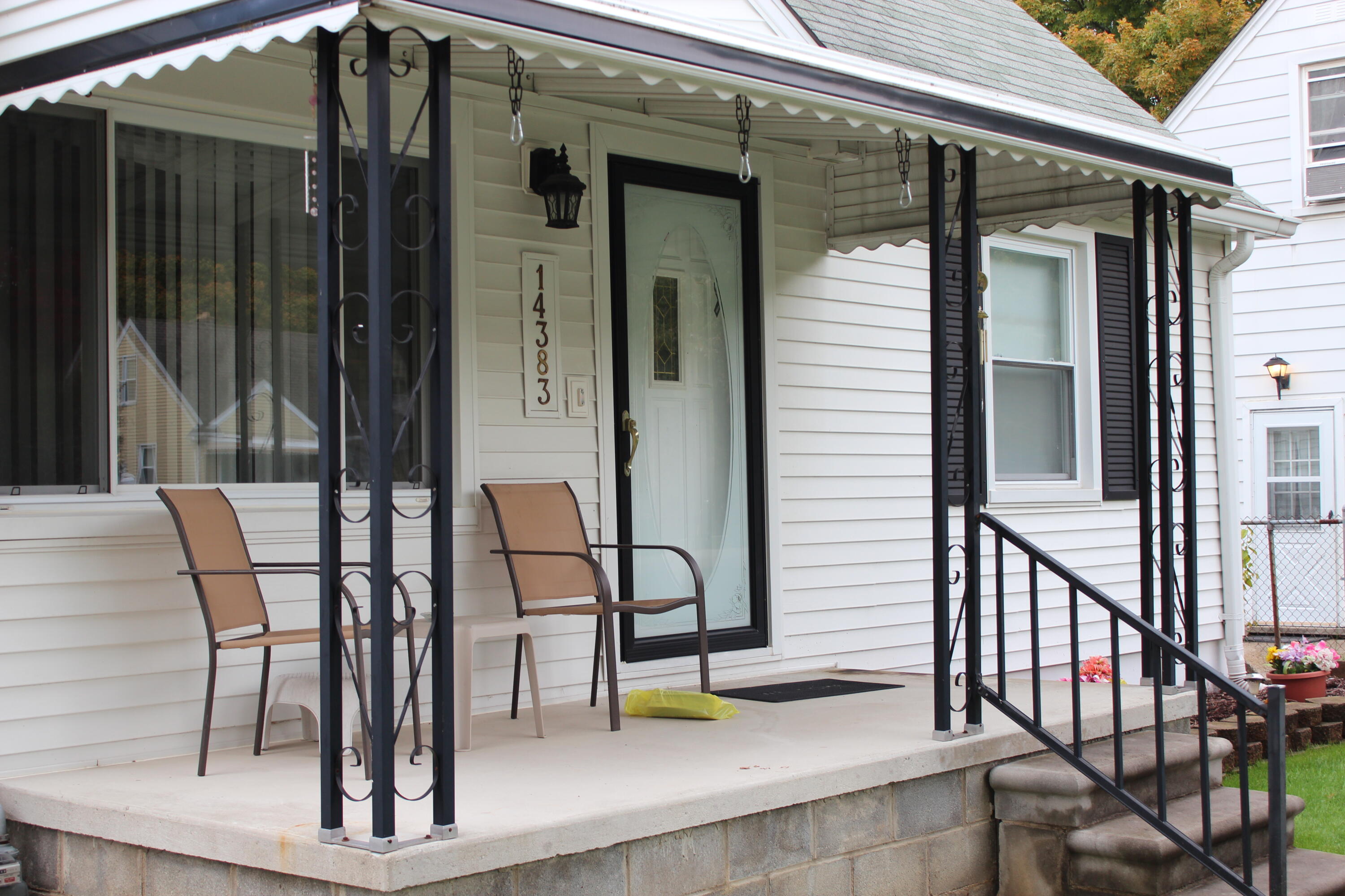 14383 Mercedes Redford, MI 48239 - Photo 2 of 13 IMG_6022