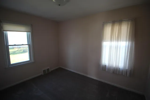 $1,600 | 14383 Mercedes, Redford, MI 48239