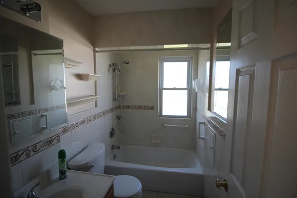 $1,600 | 14383 Mercedes, Redford, MI 48239