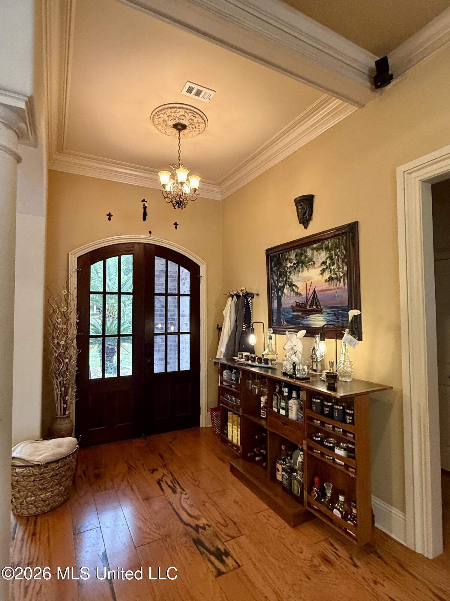 717 Clover Place Biloxi, MS 39532 - Photo 13 of 89 foyer