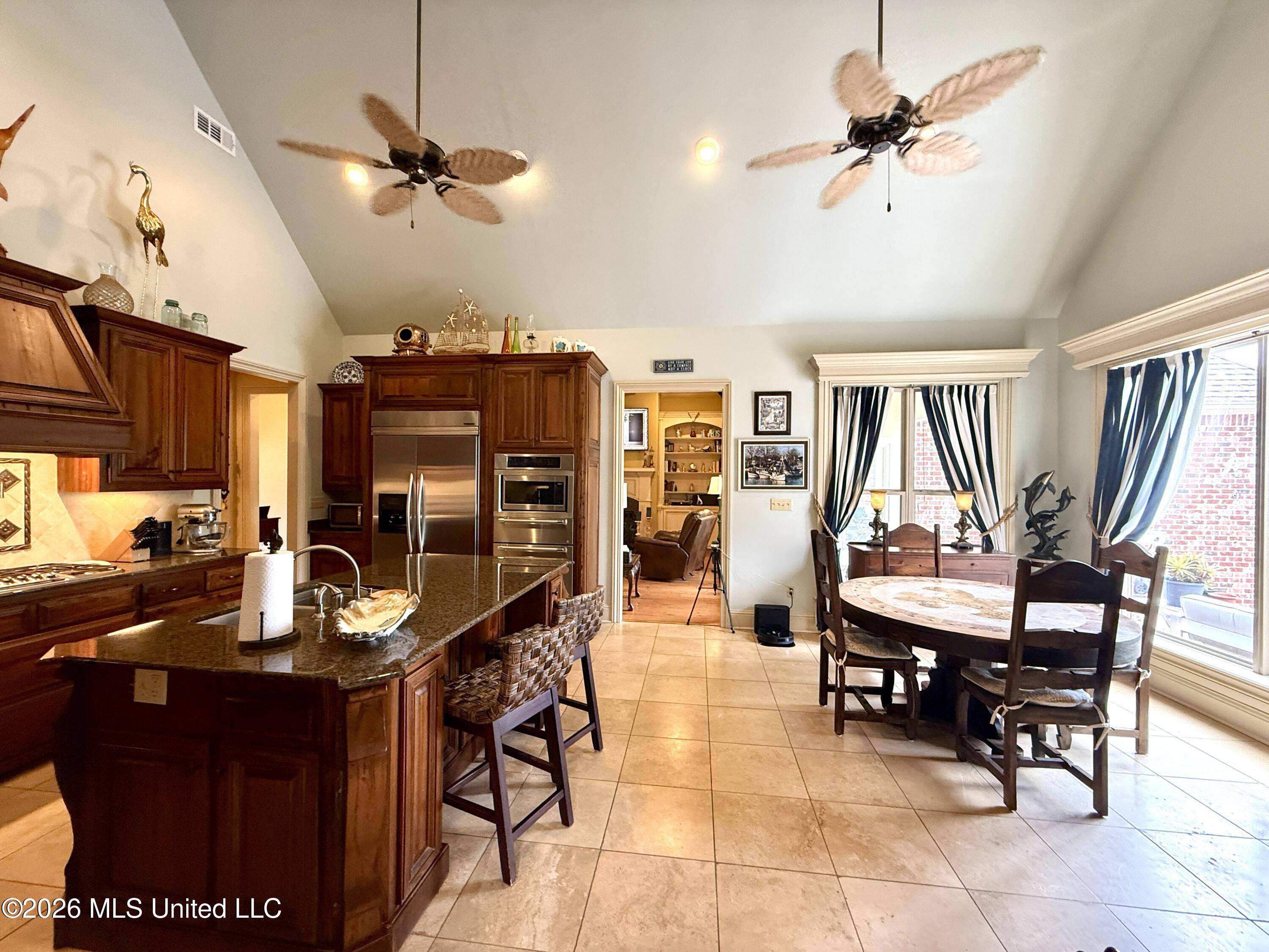 717 Clover Place Biloxi, MS 39532 - Photo 24 of 89 Kitchen