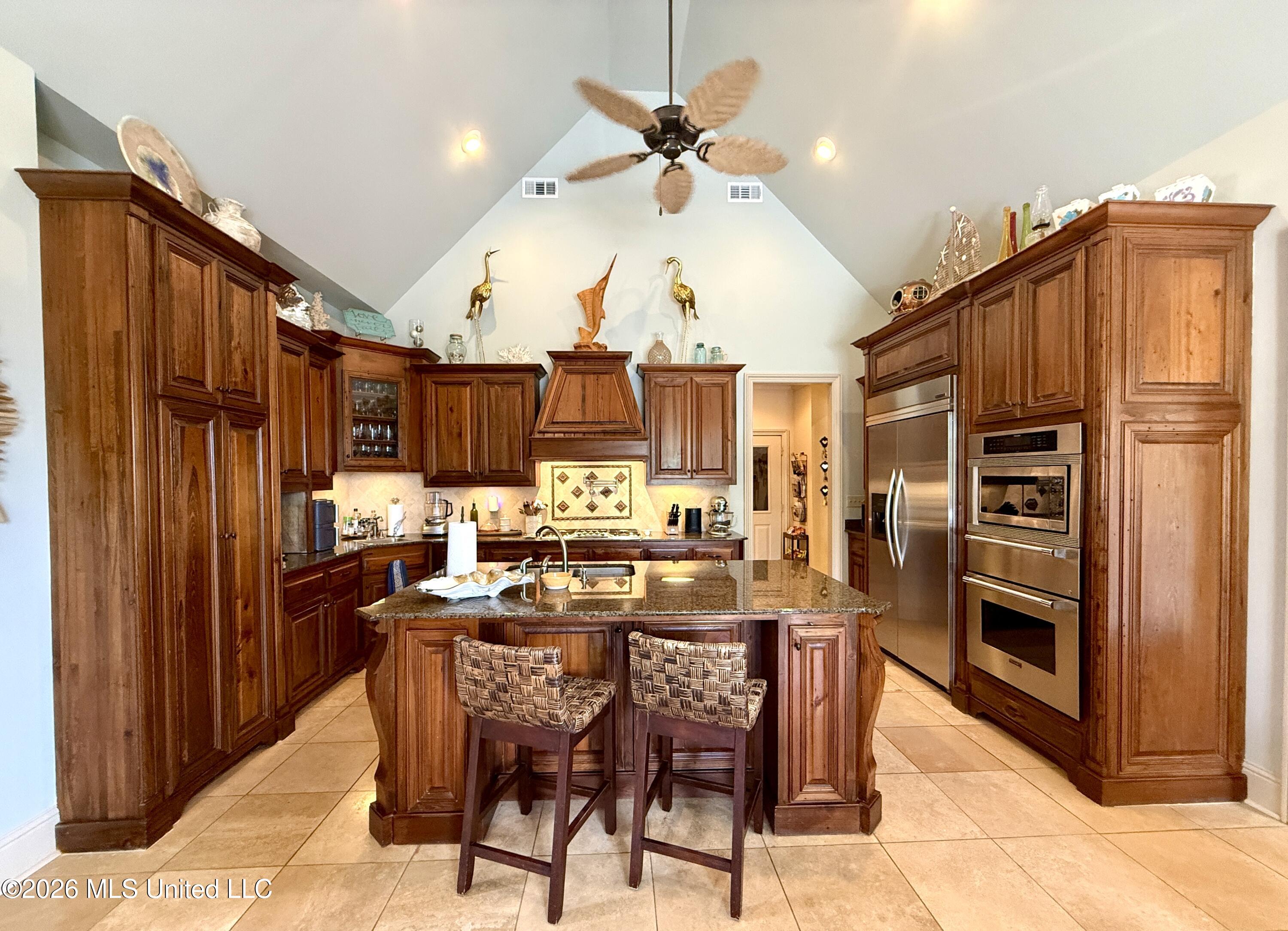 717 Clover Place Biloxi, MS 39532 - Photo 25 of 89 Kitchen